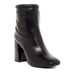 Charles David Trudy Mid Square Toe Bootie Black 10